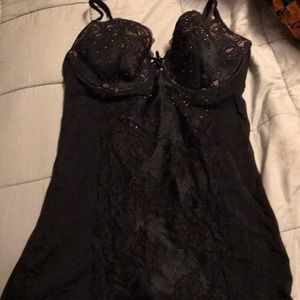 Victoria’s Secret fitted slip